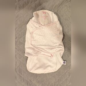 7-18 Lbs. 0-6 Months Nested Bean Zen Swaddle in White and Pink